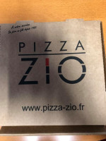 Pizza Zio food