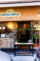 Hipa Hipa Poke outside