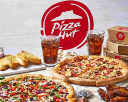 Pizza Hut - Jeanne d'Arc food