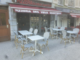 Pizzeria Chez Francesco Et Fils inside