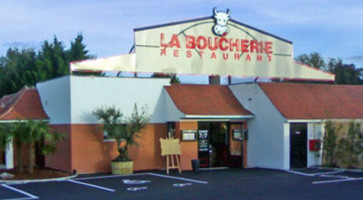 La Boucherie outside