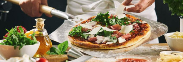 Cédric Pizza&bakery food