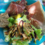 La Croix Des Cheules Nourriture