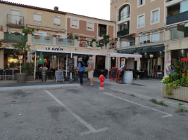 Le Buffet De Jo outside