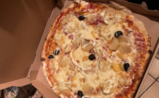 Le Kiosque à Pizzas Montargis/châlette Sur Loing food