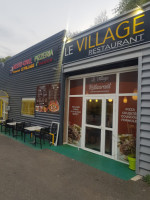 Le Village outside