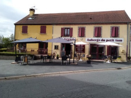 Auberge Du Petit Tom food