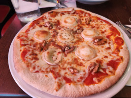 Pizzeria Fiorentina food