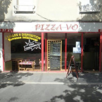 Vito Pizza inside