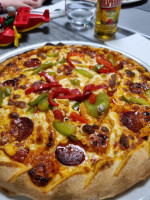 Star Pizza food