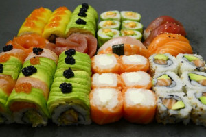 Nemo Sushi food