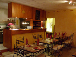 Pizzeria de la Fontaine food