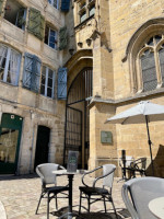 Bar du Palais inside