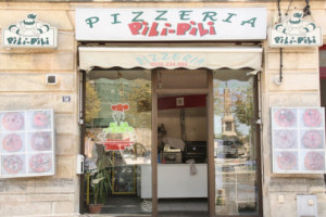 Pizzeria Pili-Pili outside