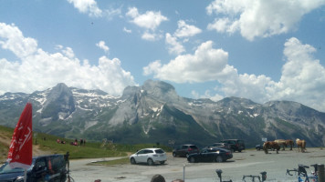 Du Col D'aubisque outside