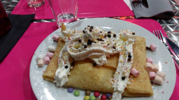 Le A Crepes food