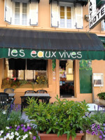 Les Eaux Vives outside