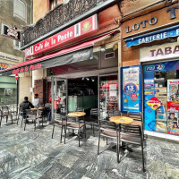 Cafe De La Poste food