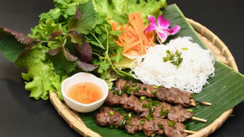 Le Saigonnais food