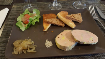 Le Relais De Brouquet food