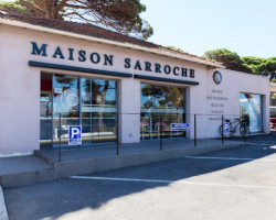 Maison Sarroche outside