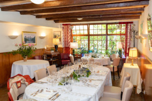 Restaurant des Amis inside