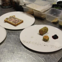 La Maison des Cariatides food