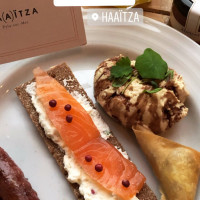 Cafe Haaitza food