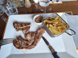 Autour Du Grill food