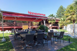 Hippopotamus Steakhouse food