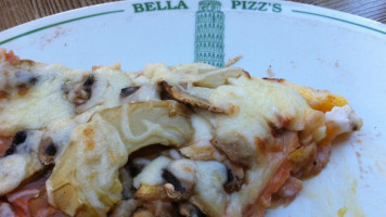 Bella Pizz's food