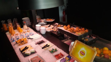 Campanile Toulouse Aeroport Restaurant food
