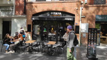 Pitaya Toulouse Capitole food