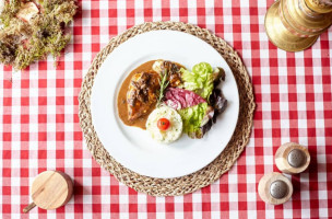 Le Relais De La Croix D'or food