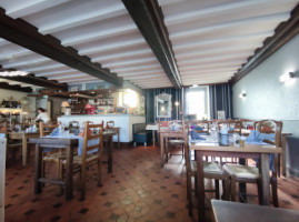 La Chaumière inside