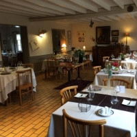 Auberge Du Moulinel food