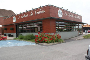 Le Relais Du Valois outside