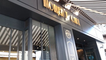 Moment Cafe outside