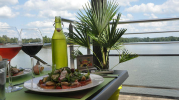 Le Grill Du Lac food