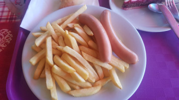 La Vue Des Alpes food