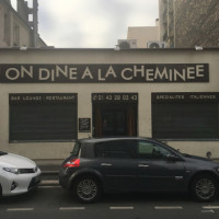 On Dine A La Cheminee outside