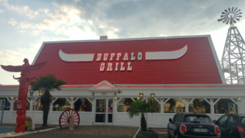 Buffalo Grill outside