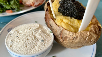 Caviar Kaspia inside