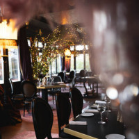 La Table Du Marquis Au Château De Maubreuil food