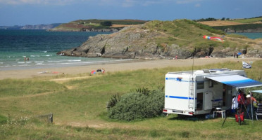 Camping La Plage De Treguer outside