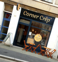 Corner Crep' inside