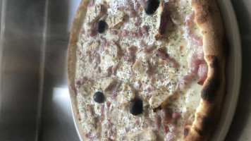 Mamzel Pizza-saint Bonnet Le Froid food