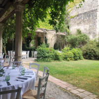 L'Abbaye Chateau De Camon food