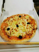 Campana Pizza inside