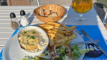 Auberge Du Lac La Fregate food